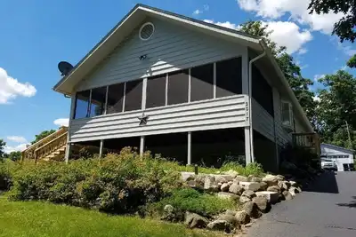 Image de Delavan Haus Family Gathering Place for Family and Friends!