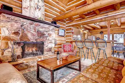 Image de Superbe cabane en rondins à Alta avec bain à remous extérieur et foyer au bois