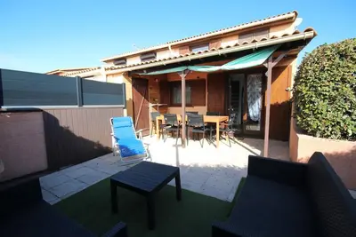 Image de Maison d'angle tout confort, 3 pièces 5 couchages - Residence les Tamaris\", 2 chambres, . . .