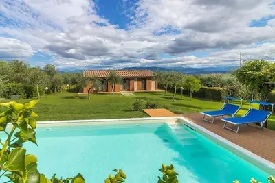 Orlando, maison avec piscine privée, climatisation, WiFi. Lucca.