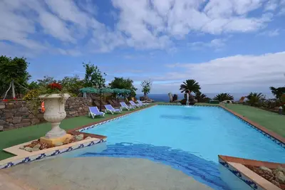 Image de Large Finca for 12 people, in Gran Canaria with sea views