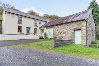 Image de 4 bedroom accommodation in Llanllawddog, near Brechfa