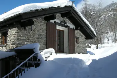 Stone Chalet 6 pers. Orelle - Ski Val Thorens + hiking/m. biking