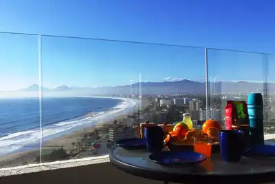 Image de Le Vip Turquoise Hut La Serena Beach!