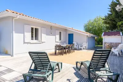 Image de Merveilleuse maison de vacances privée pour 8 personnes avec Wifi, Tv, terrasse et parking