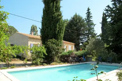 Image de Belle maison de vacances privée avec piscine privée, Wifi, Tv, terrasse, animaux admis et parking