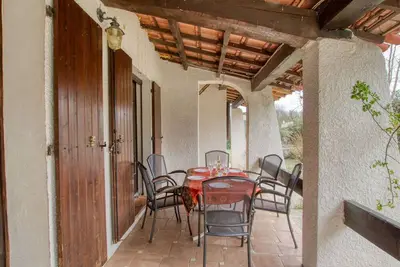 Image de Belle maison de vacances privée pour 6 personnes avec Tv, terrasse et animaux admis