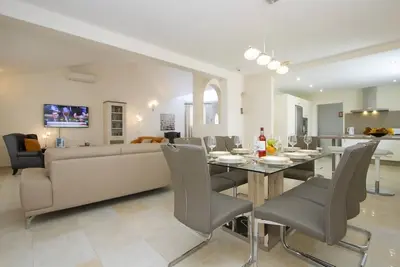 Image de Stunning SeaView Villa | Casa Tosco | 5 bedroom villa | Pool table | Overlooking Old Town Puerto Del Carmen