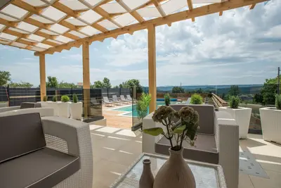 Image de Villa avec Deux piscines