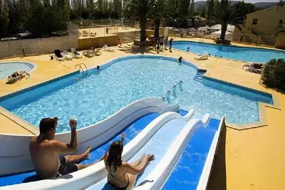 Image de \"L'Entre t'Air et Mer \" Bungalow, Piscine, Cosy, Plage 5 Km, Proche Frontignan