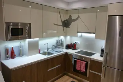 Image de Nuevo apartamento con garaje privado cerrado, 400m del Funicamp en Encamp