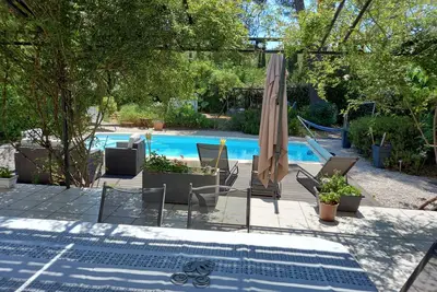 Image de Villa T5 au calme proche mer piscine clim grande terrasse vue dégagée colline