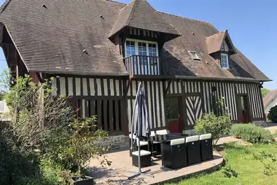 Image de La CANETIÈRE Gîte à Honfleur, Pétanque, Ping-pong et salle de jeux