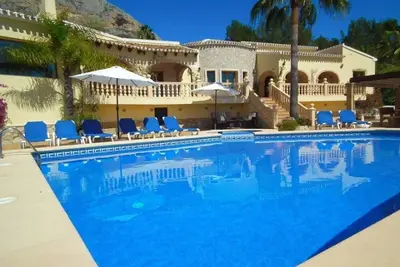 Image de Villa Orquida, une villa de luxe à Javea. www. villaorquida. com