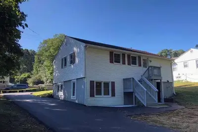 Image de Restez comme chez vous. Endroit confortable, calme et agréable.