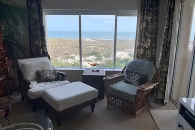 Image de Nouveau 4br + 4b! ! Maison de plage spacieuse