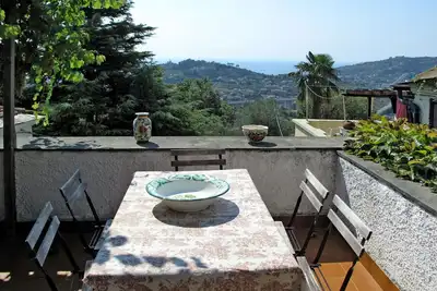 Image de Belle maison de vacances privée avec Wifi, Tv, terrasse, animaux admis, vue panoramique et parking