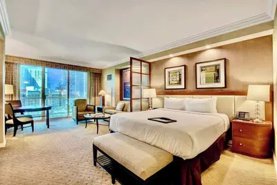 Image de Mgm Signature Strip View + Balcon! Pas de frais de villégiature