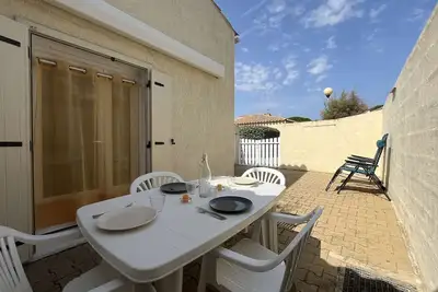 Image de Pavillon climatisé près de la plage, 3 pièces, 5 couchages, terrasse, parking privé