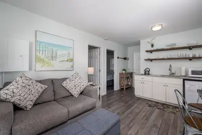 Image de 18e rue Cottage # 2