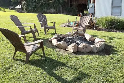 Image de Enjoy beautiful Elk River!