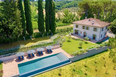 Image de Villa Fiorenza - Cinq Chambres Villa, Couchages 10