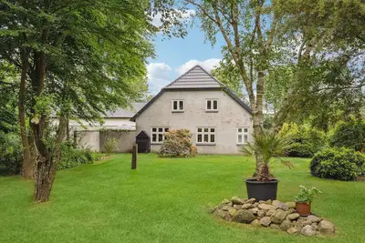 Image de Belle maison à Lem St avec WiFi