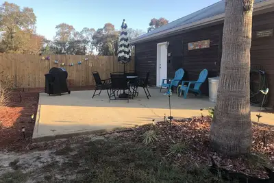 Image de Pêcheur et dames Fisher Bienvenue 4. 4 miles à la rampe de Keaton Beach.