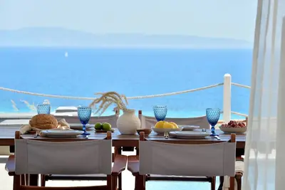 Image de Villa De Mythologie | Vue Mer 2 Bdr Avec Piscine PRIVÉE