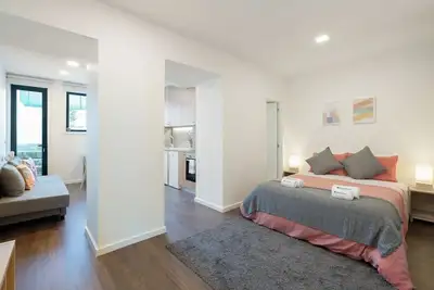 Image de Studio lumineux moderne avec terrasse | Marcher partout