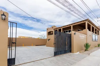 Image de Condo de luxe 6bd / 5Bath By Sandy Beach!