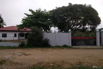 Image de Belle maison tout près de la plage, avec un grand jardin de 2000 m²