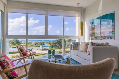 Image de Aqua signifie que la vitamine Sea est au coin de la rue. Ocean View Condo 221 pour 8
