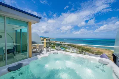 Image de La meilleure vue sur l'océan! Penthouse avec jacuzzi pour 8. Bleu Ph 1-5