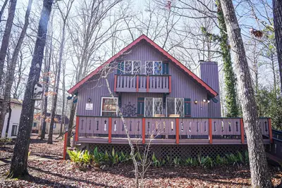 Image de Pine Mountain Club Chalets - Offlake Three Bedroom # 22 - Pas d'animaux acceptés