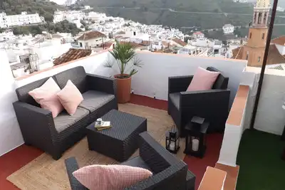 Image de Maison Elvira. Charmante maison avec grande terrasse et belle vue