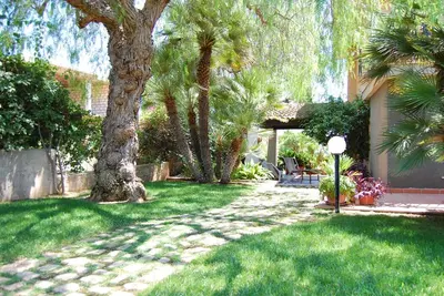 Image de Villa à quelques mètres de la mer, Netflix et Wifi