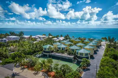 Image de Plage Kf, piscine, cuisine, 6 couchages, Jacuzi, W&D, Marina, barbecue, WiFi, parking, tennis