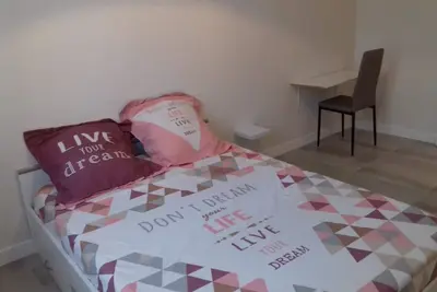 Image de Lumineux 3 pièces climatisé à Toulon Saint Roch