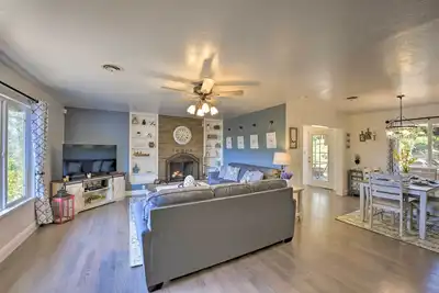 Image de Nouveau! Oasis du jardin des amateurs de vin de Sutter Creek!