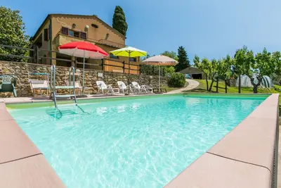Image de Belle maison de vacances privée avec Wifi, piscine privée, Tv, terrasse et parking