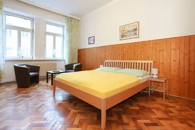 Image de Appartement 1 pièce bon marché dans un endroit calme