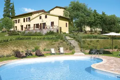 Image de Belle maison de vacances privée avec piscine privée, Wifi, Tv, patio, animaux admis, parking