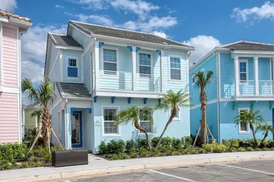 Image de Seabreeze Cottage! Nouveau sur Vrob / Ha! Commodités de l'hôtel + nettoyage quotidien + près de Disney