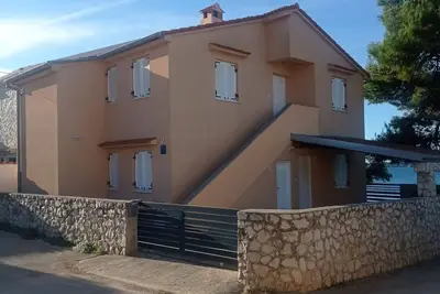 Image de Appartement de deux chambres prés de la plage Bibinje, Zadar (A-18156-a)