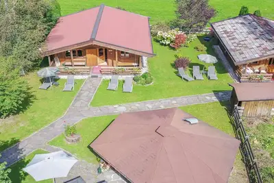 Image de Chalet / Apartment mit Gartenblick im Gartenhotel Rosenhof bei KitzbĂĽhel