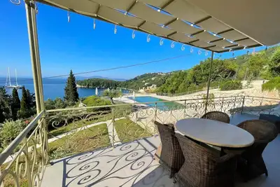 Image de Paleopetres K-One - plage / tavernes Ă 200m - grande piscine - vue fantastique sur la mer -