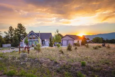 Image de Maison de montagne contemporaine avec une vue imprenable et un emplacement idéal