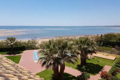 Image de Grand penthouse (130m2) en bord de mer, toutes les chambres avec vue sur la mer