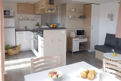 Image de Mobil home  Irm Luminosa  8 places  ( petit déjeuner offert ) Lv et Ll 2 Wc 2 Sb